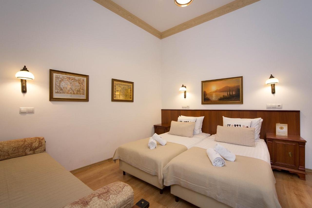 B12 - Comfort Apartemnts City Center Apartment Krasków Exterior foto